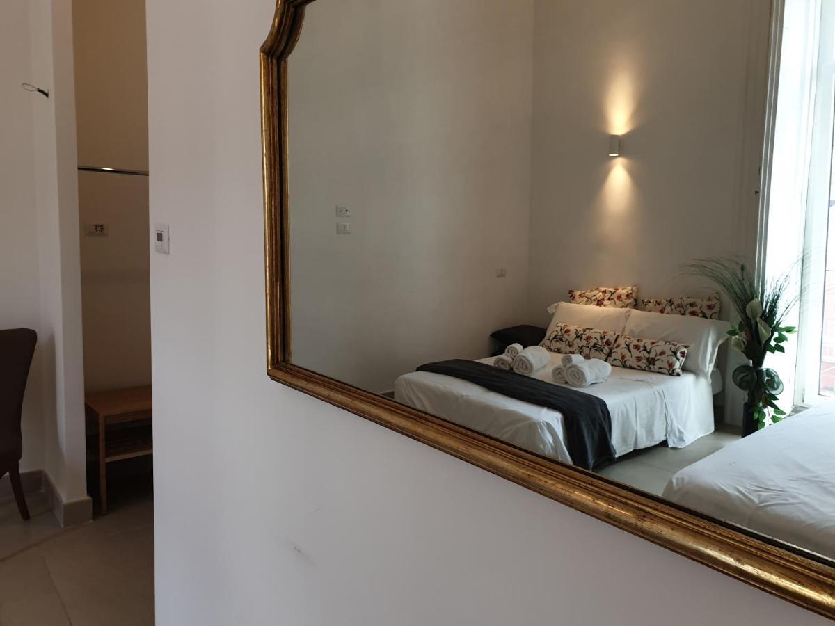 "Infrascata" Cento Metri Dal Mann Apartment Naples Exterior photo